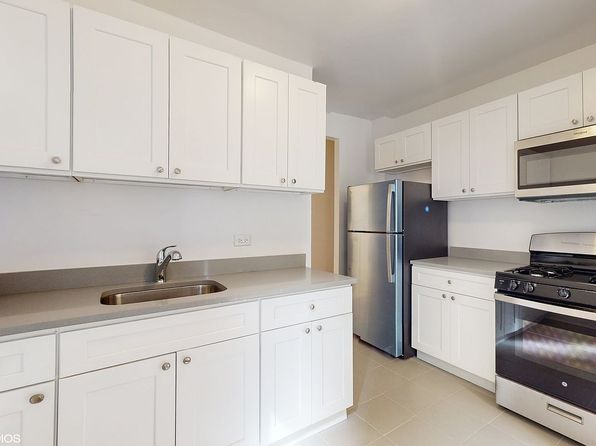 3235 Emmons Ave APT 120, Brooklyn, NY 11235