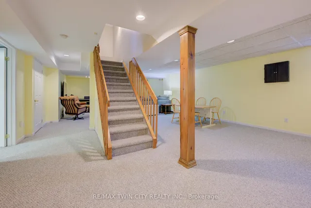 Additional image 7 of 210 Greengable Crt