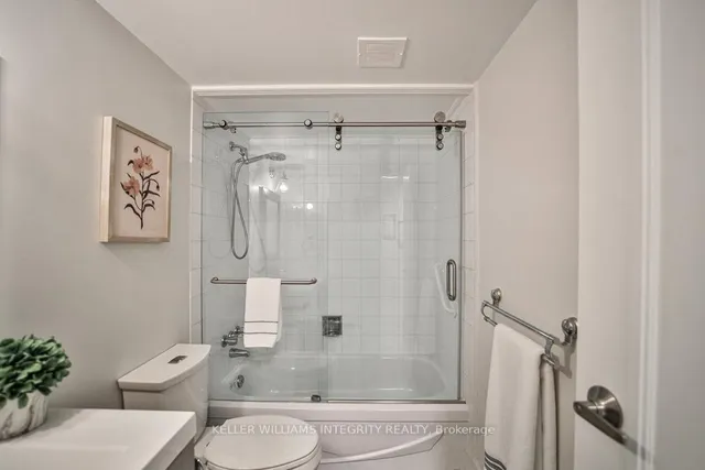 Additional image 26 of 77 Maitland Pl Unit 2020