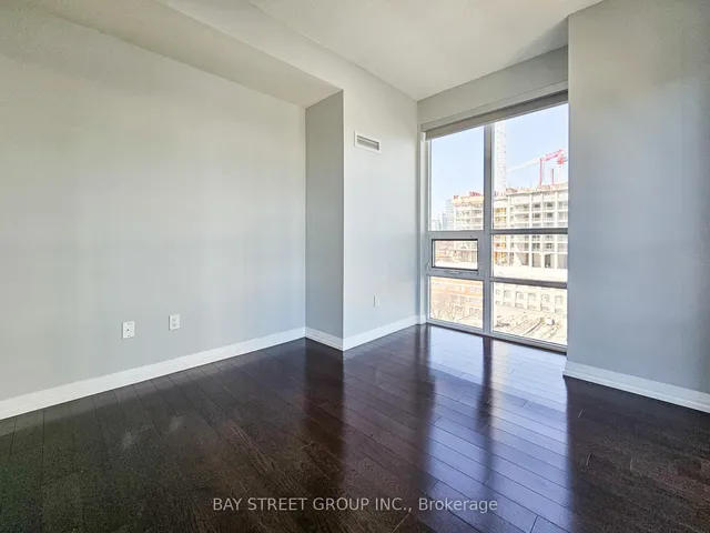 Additional image 17 of 460 Adelaide St Unit 1122