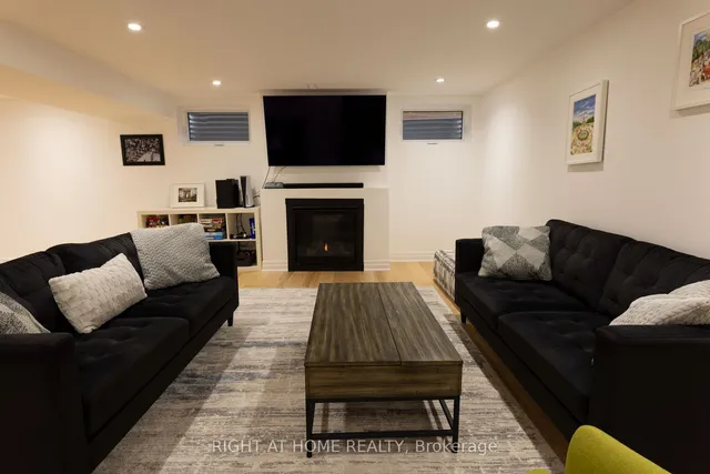 Additional image 30 of 22 Silverthorne Bush Dr