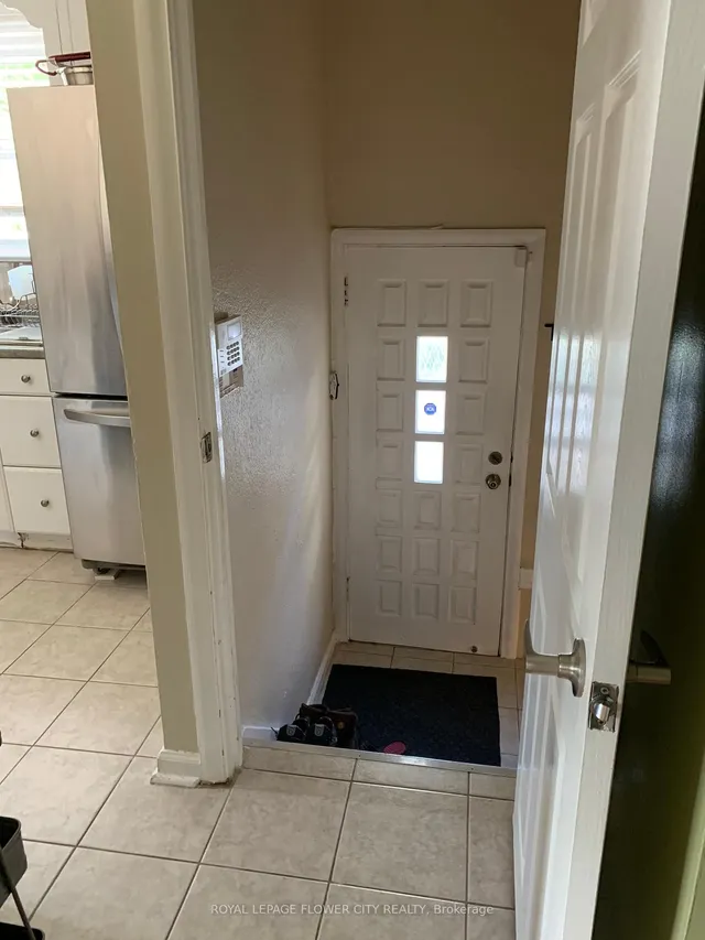 Additional image 3 of 5 Monarchdale Ave
