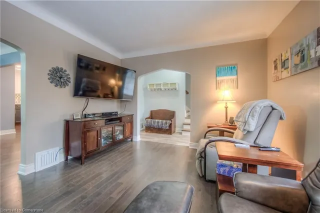 Additional image 7 of 55 Wellington St