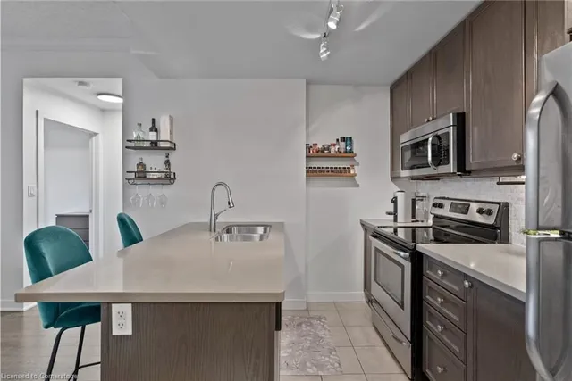 Additional image 6 of 90 Charlton Ave Unit 304