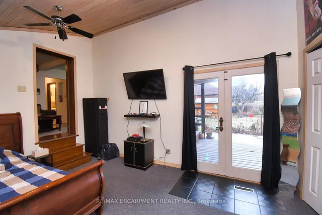 Additional image 24 of 162 Beland Ave