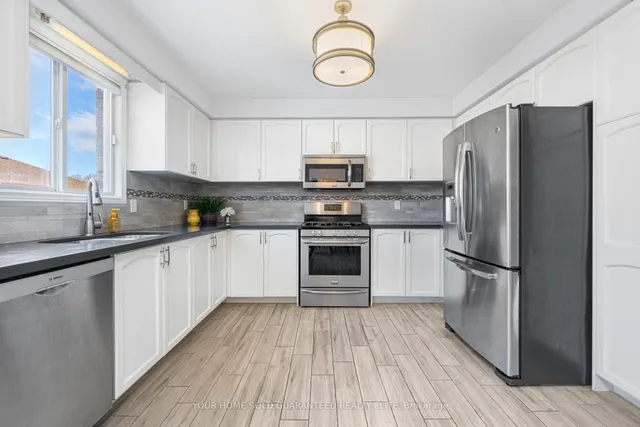 Additional image 15 of 130 Bastille St