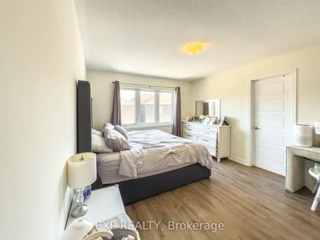 Additional image 19 of 888 Sumac Cres