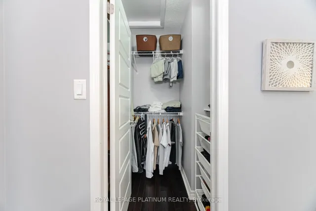 Additional image 27 of 624 Laking Terr