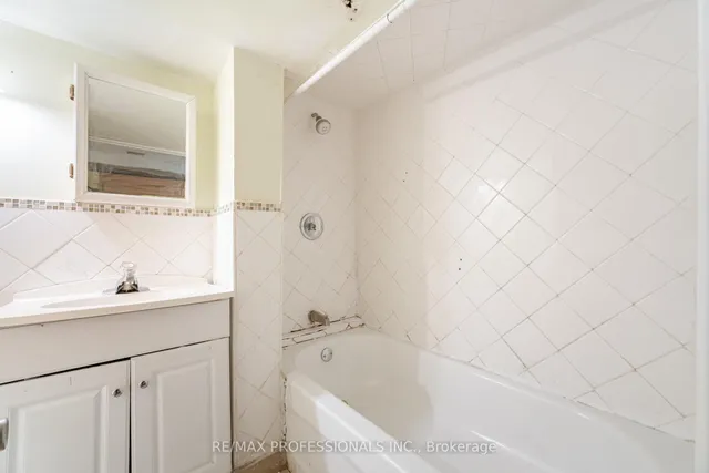 Additional image 45 of 483 Valermo Dr