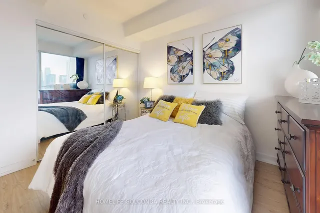 Additional image 19 of 85 wood St Unit PH08