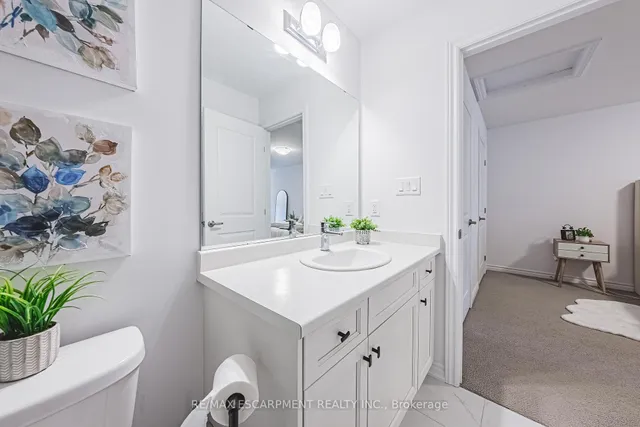 Additional image 39 of 61 Soho St Unit 134