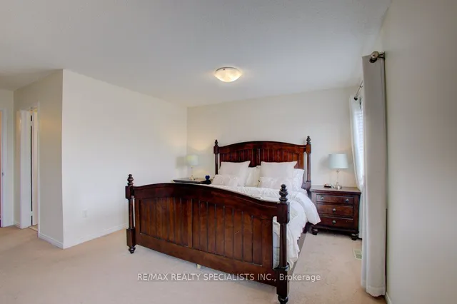 Additional image 21 of 27 Portrush Tr