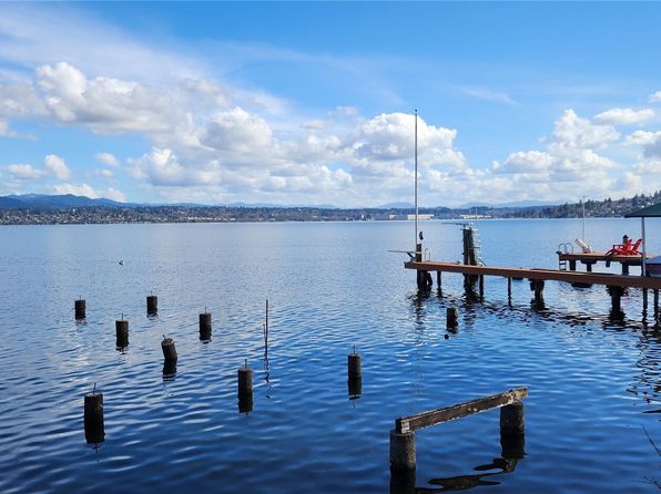 8642 Island Drive S, Seattle, WA 98118