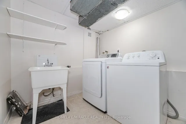 Additional image 30 of 18 Albion Cres