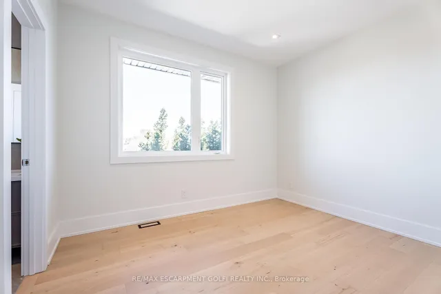 Additional image 23 of 25 SHADYSIDE Ave