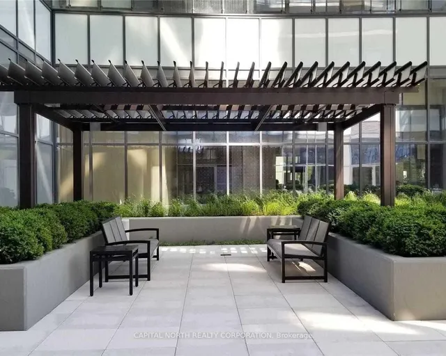 Additional image 4 of 460 Adelaide St Unit 1222