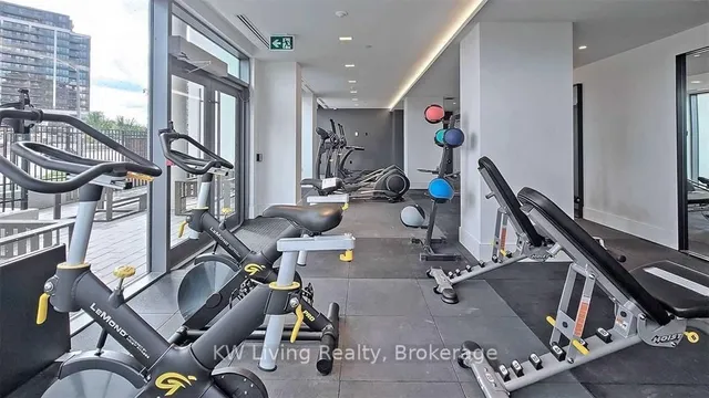 10 De Boers Dr Unit 506