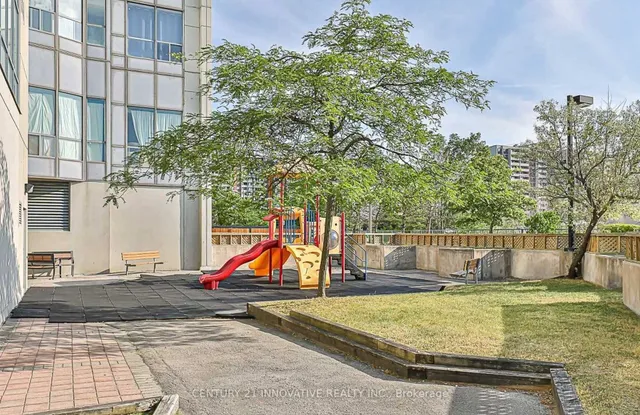 Additional image 29 of 2550 Lawrence Ave Unit 1111