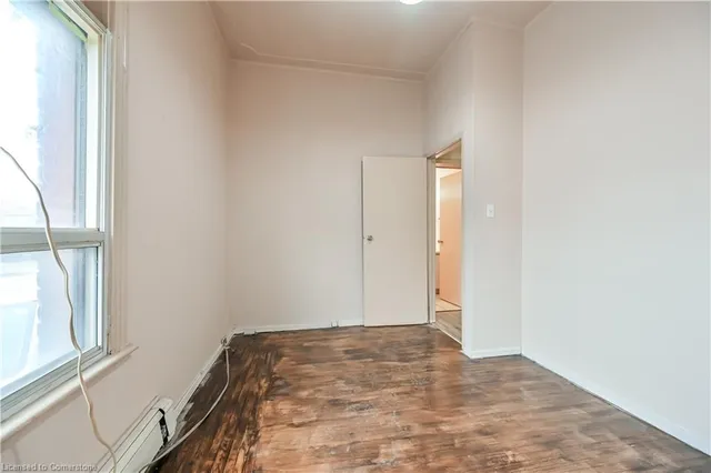 Additional image 17 of 30 Cannon St Unit DUPLEX