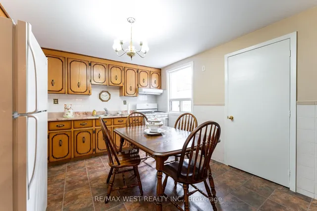 Additional image 8 of 275 Claremont Ave