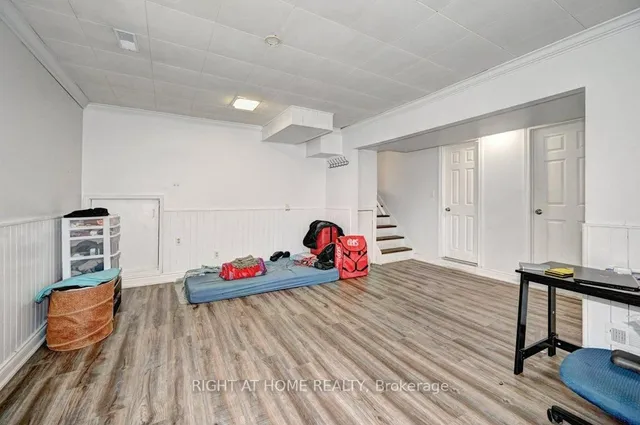 Additional image 32 of 58 Belwood Cres