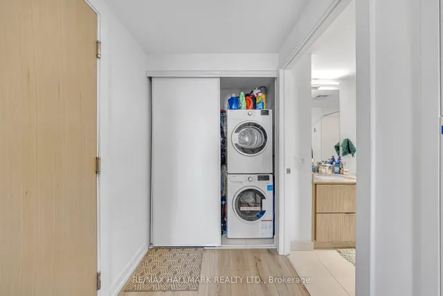 Additional image 4 of 395 Bloor St Unit 2607