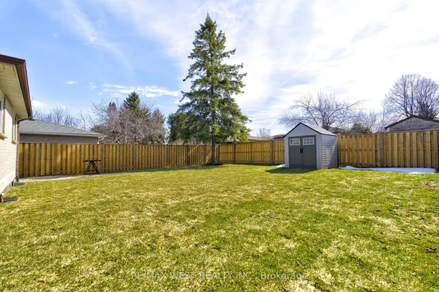 Additional image 34 of 17 Tillbrook Crt