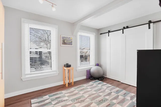 Additional image 27 of 158 Avondale St