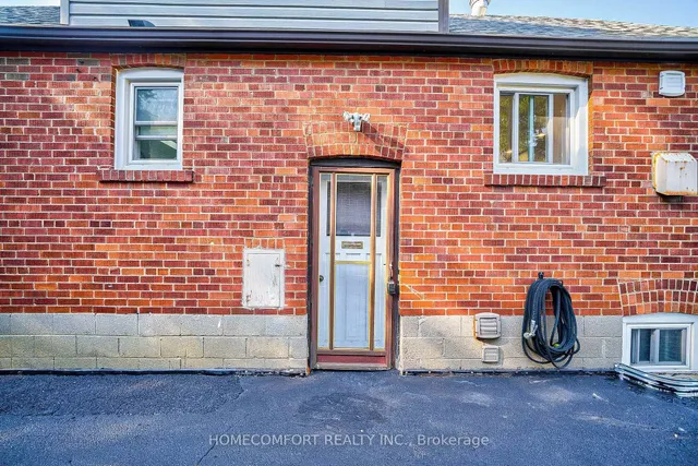 Additional image 3 of 30 Balaclava Dr