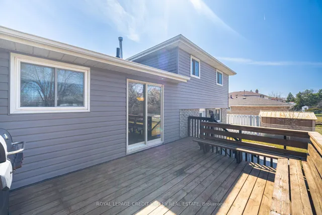 Additional image 45 of 54 Gondola Cres