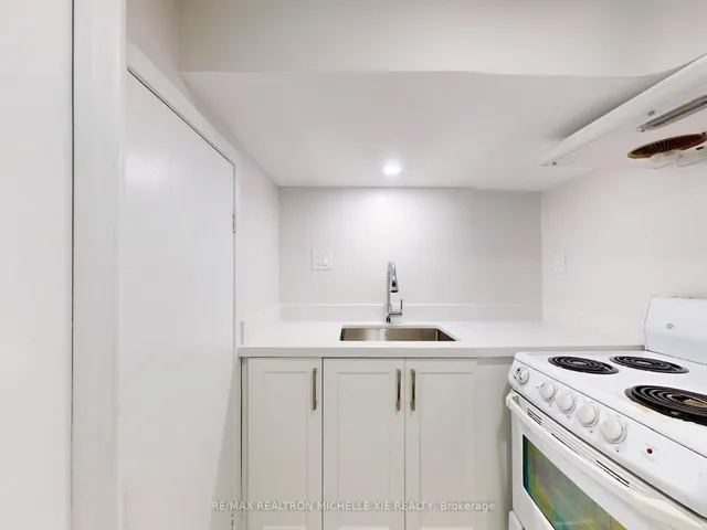 Additional image 35 of 130 Carolbreen Sq