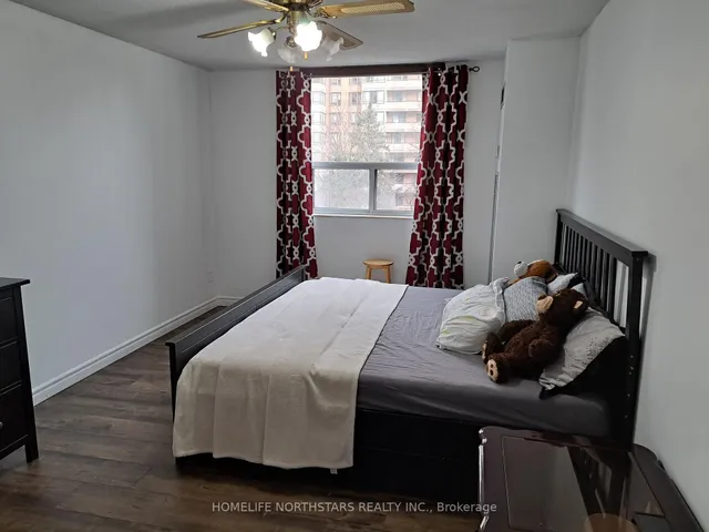 Additional image 10 of 3 Lisa St Unit 309