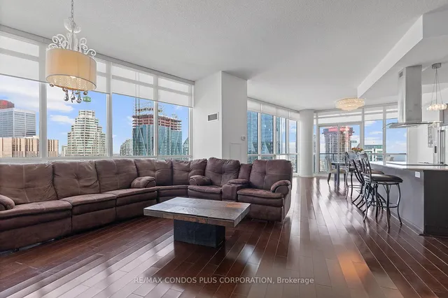 Additional image 7 of 65 Bremner Blvd Unit PH5103