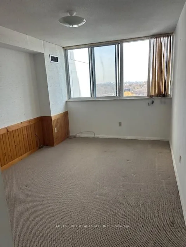Additional image 9 of 3000 Bathurst St Unit 1106
