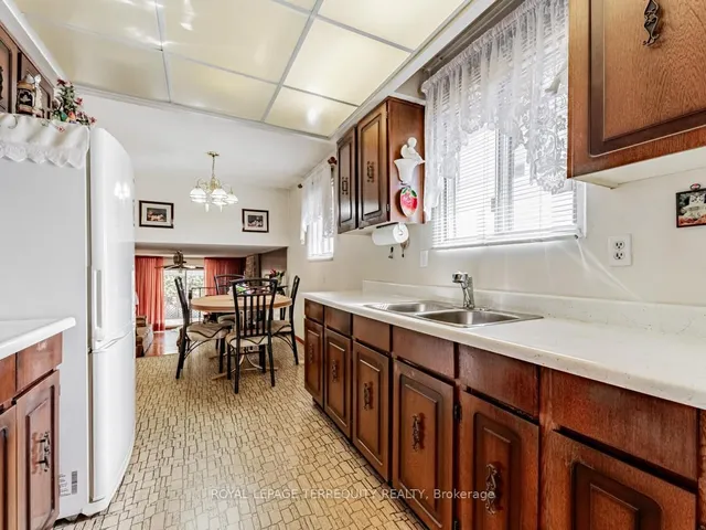 Additional image 10 of 141 Shawnee Circ