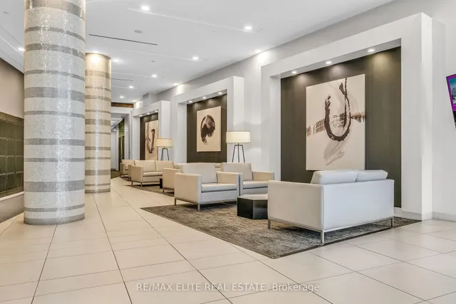 Additional image 31 of 51 East Liberty St Unit 715