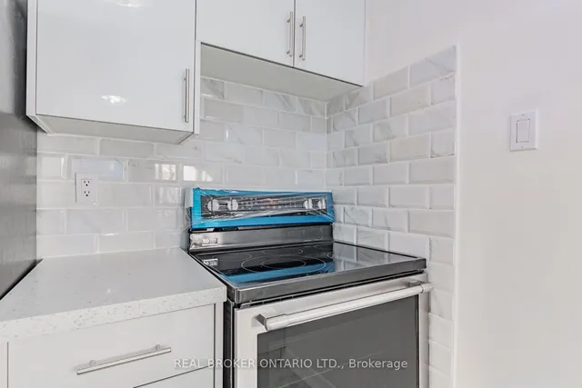 Additional image 8 of 120 Saint Patrick St Unit 1008