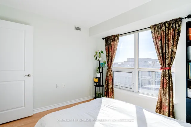 Additional image 16 of 872 Sheppard Ave Unit 509