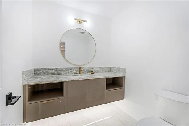 Additional image 10 of 37 Roselawn Ave