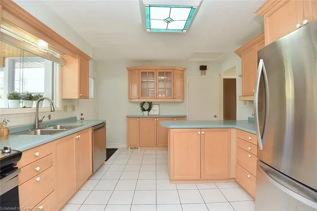 Additional image 18 of 302 Alma Lane