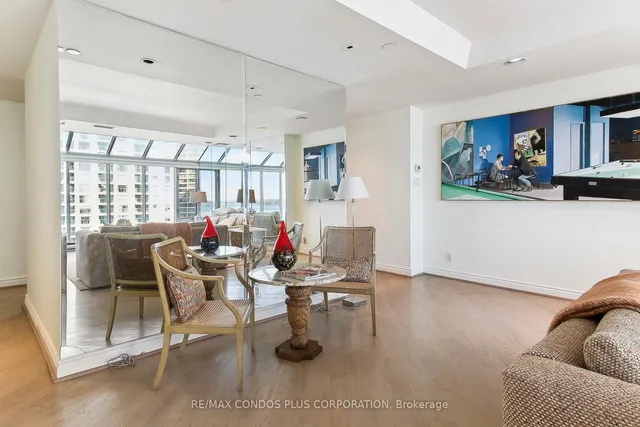 Additional image 10 of 211 Queens Quay Unit 1013