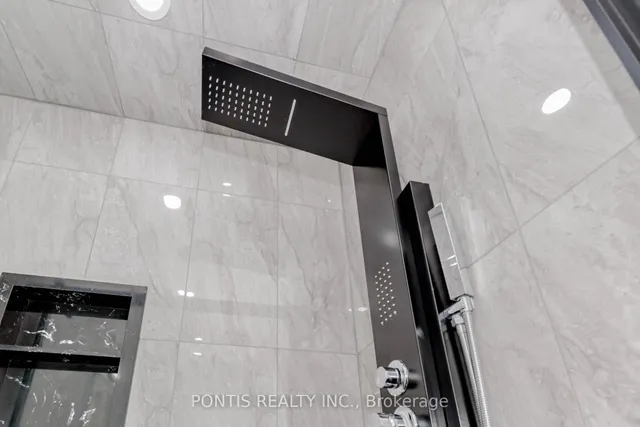 Additional image 31 of 33 Tight Crt