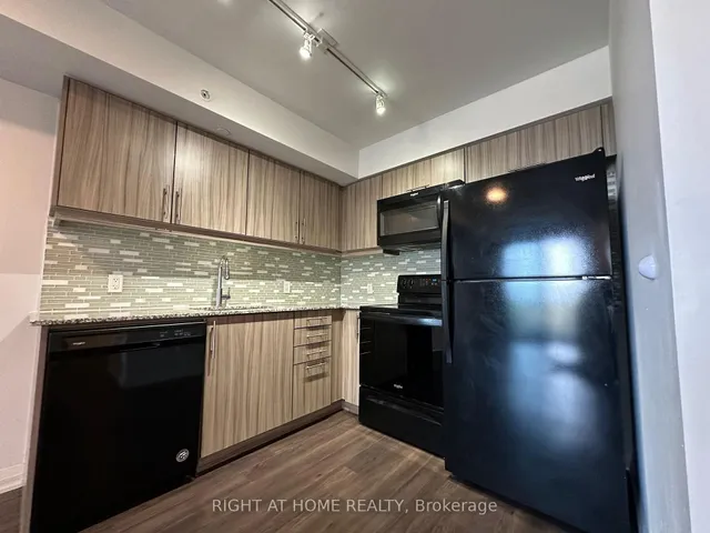 Additional image 7 of 30 Meadowglen Pl Unit 501