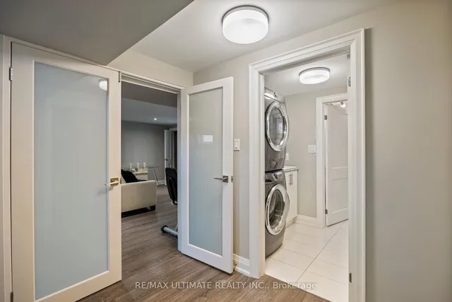 Additional image 23 of 8 Wall Ave