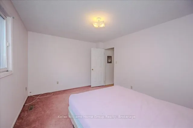 Additional image 22 of 83 Lord Simcoe Dr