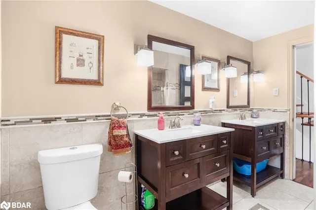 Additional image 30 of 2 Green Meadow Way