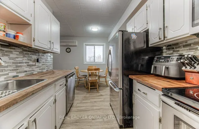 Additional image 16 of 29 West Ave Unit 702