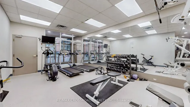 Additional image 30 of 18 Merton St Unit 716