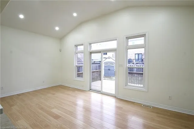 Additional image 12 of 38 Verona St