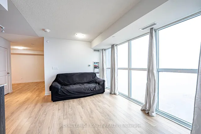 Additional image 12 of 20 Meadowglen Pl Unit 1806